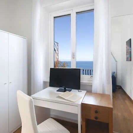 Yourhome - Tramonto Sul Golfo Апартаменти *